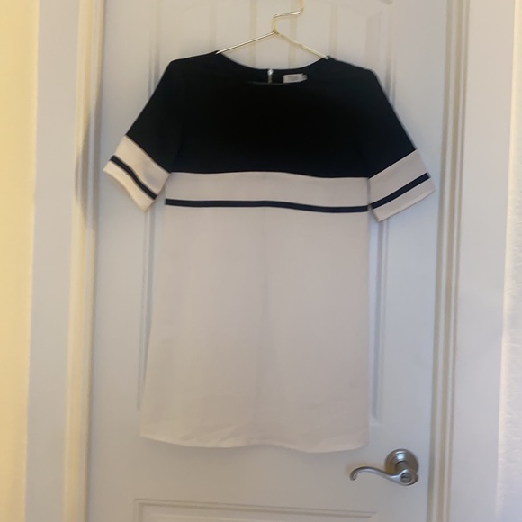 Block color shift dress - Picture 2 of 3